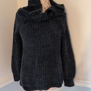 Cozy Green Women's Chenille Style Sweater